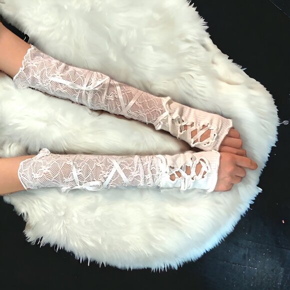 White Long Textured Corset Lace Up Arm Warmer Fingerless Gloves NEW - Picture 1 of 3